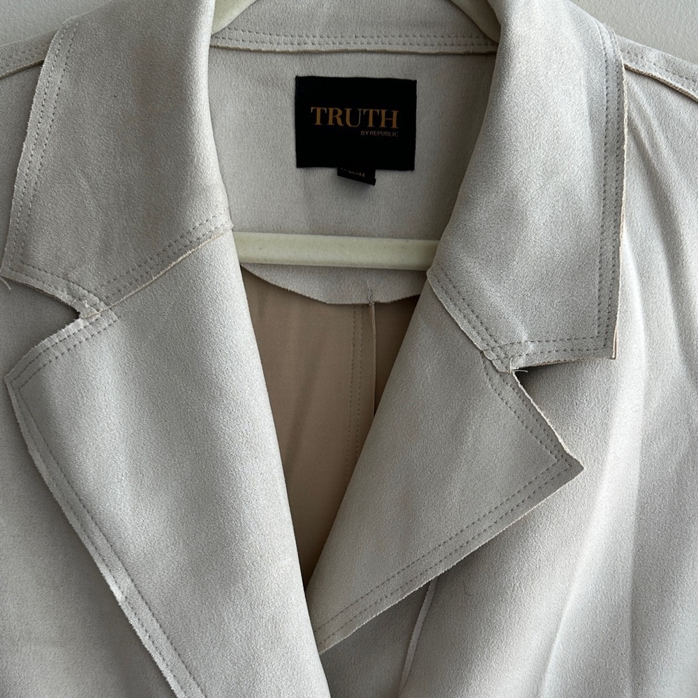 Truth By Republic Women’s Suede Vest Jacket, Bone, Size Medium - Picture 8 of 16